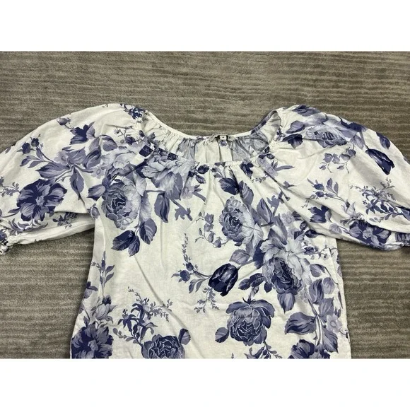 🍁Laura Ashley Blue Floral Blouse - Picture 2 of 12